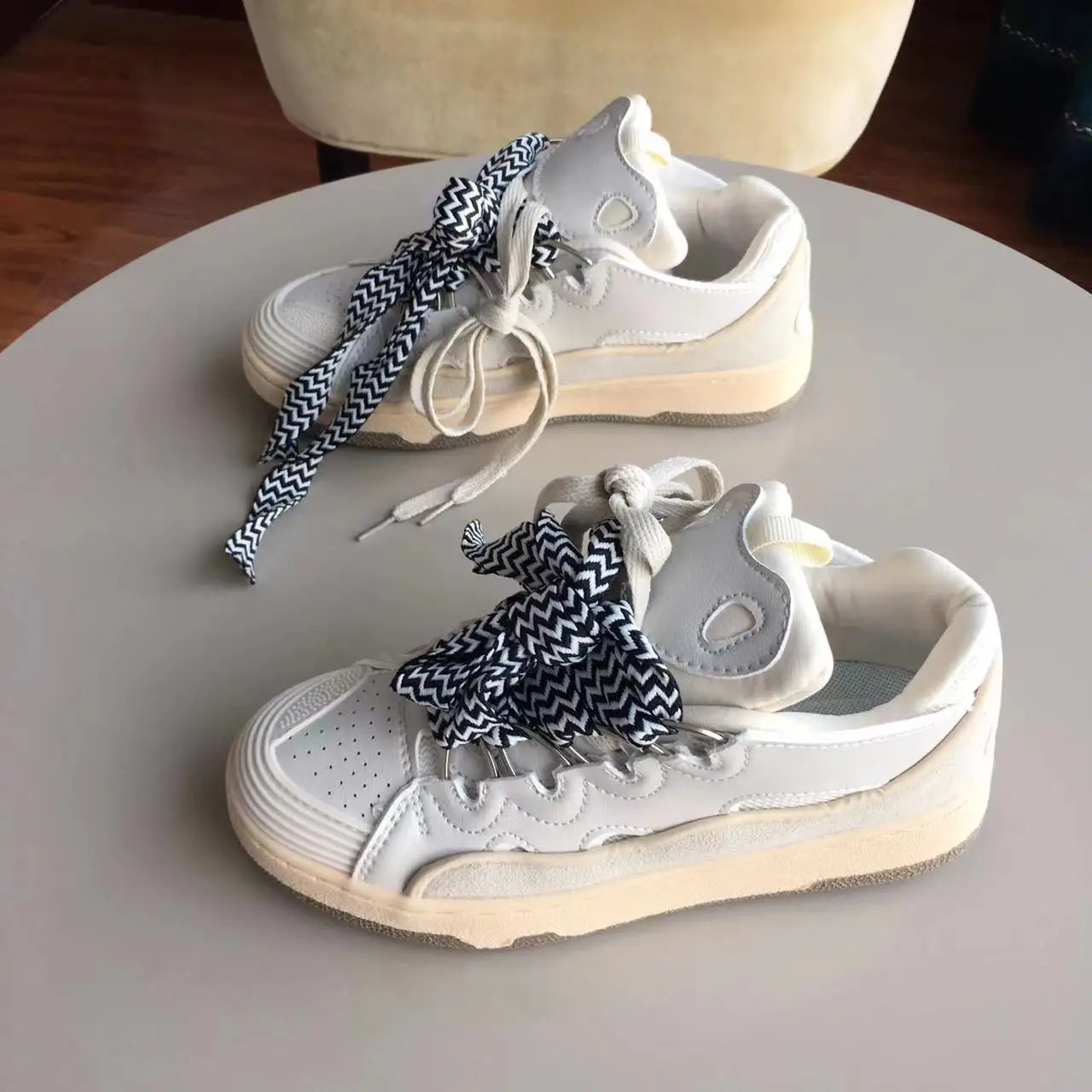 Bread shoes, versatile for couples, trendy board shoes, niche design, breathable retro Japanese sports shoes
