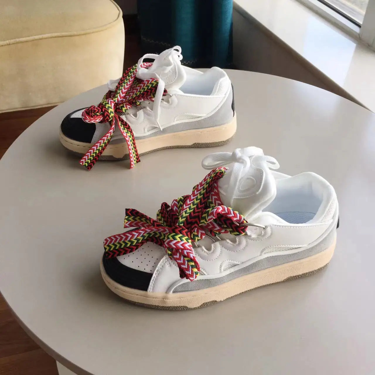Bread shoes, versatile for couples, trendy board shoes, niche design, breathable retro Japanese sports shoes